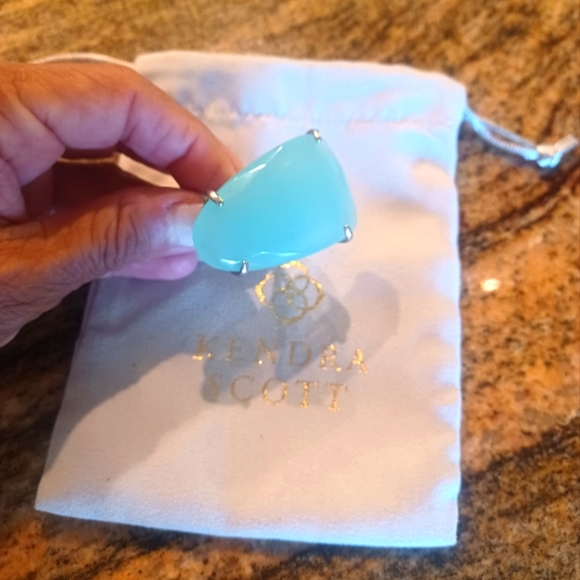 Kendra Scott Vintage ring size 6 - Picture 1 of 6